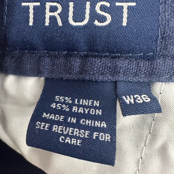 NWT Navy Blue Cargo Capri pants Trust 19" Length Linen blend size 36 - Picture 10 of 11